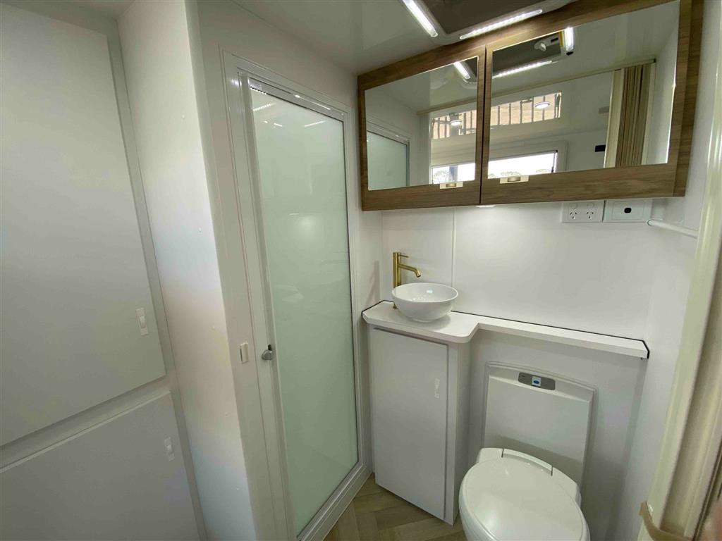 2026 OPTION RV DISTINCTION Family CARAVAN