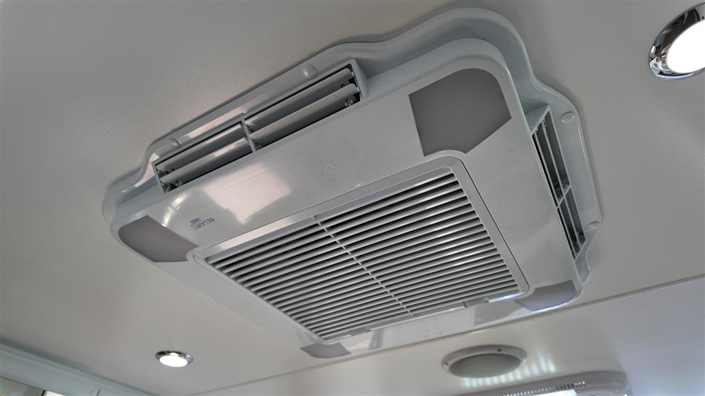 2025 HURRICANE FAMILY TUFF RIDER BUNK CARAVAN