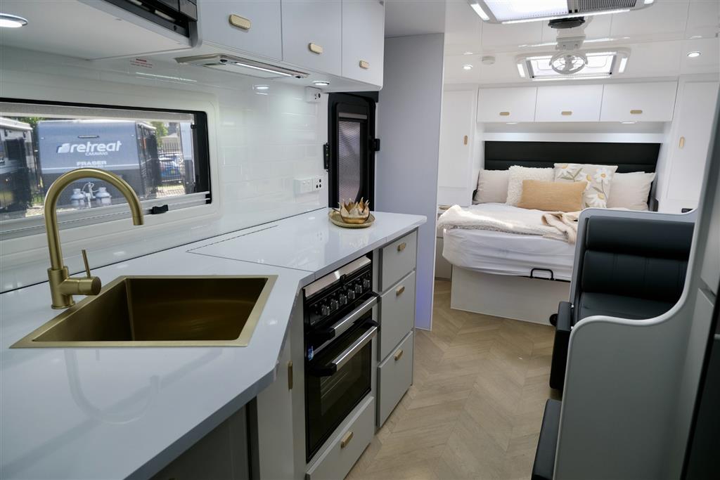 2025 OPTION RV TRACTION CARAVAN AIR BAGS