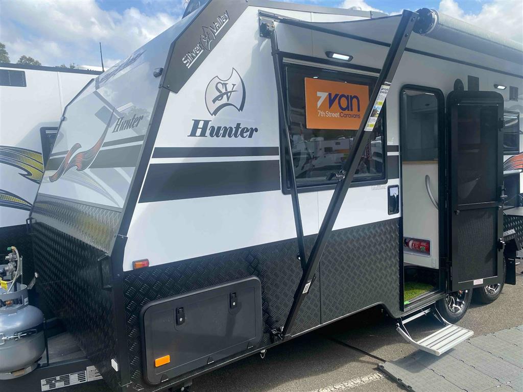2026 SILVER VALLEY CARAVANS HUNTER CARAVAN