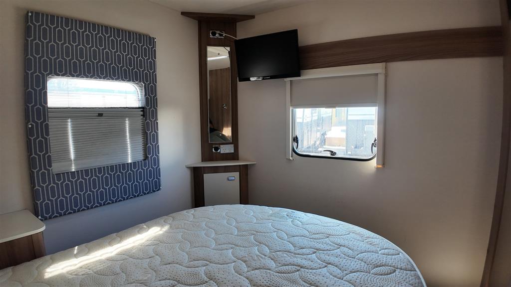 2020 SWIFT QUATTRO CARAVAN