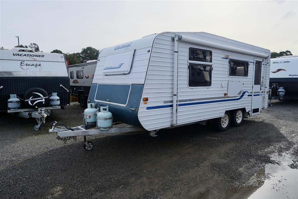 2000 LOTUS COLONIAL CARAVAN 19