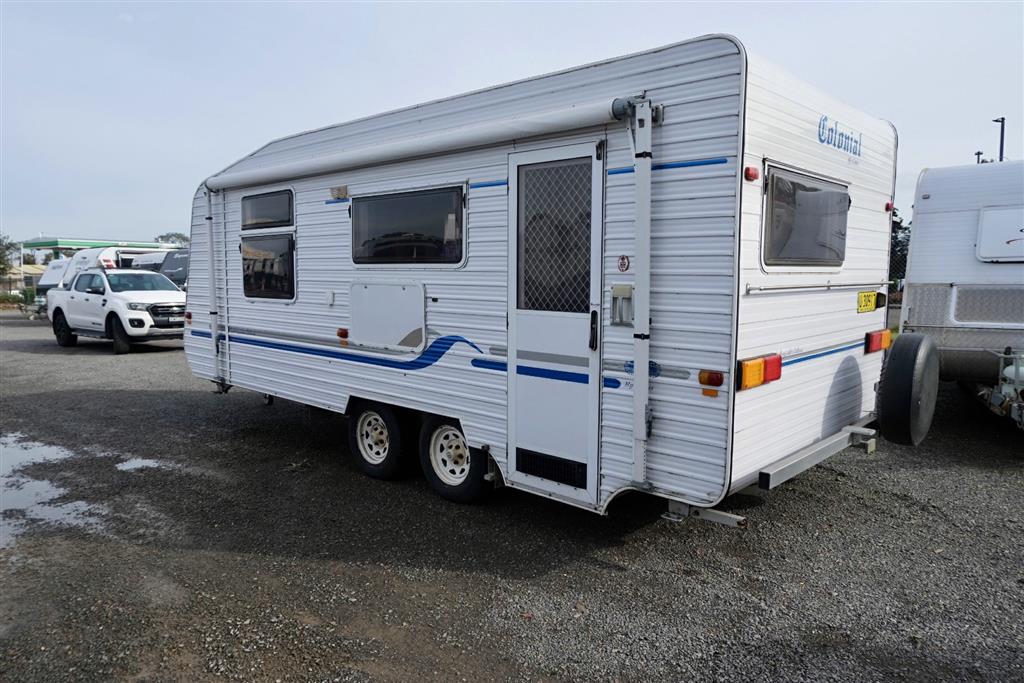 2000 LOTUS COLONIAL CARAVAN 19