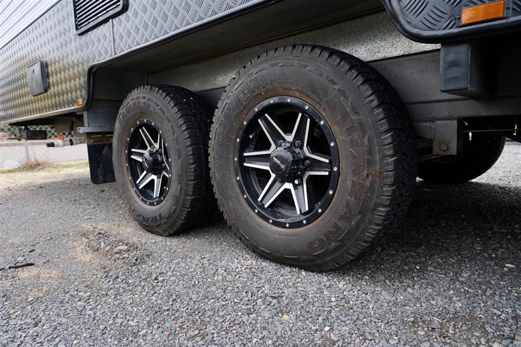 2020 NEXTGEN STREAMLINE CARAVAN