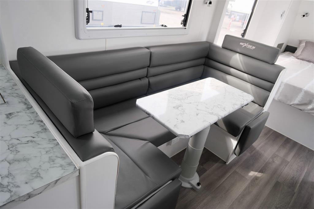 2020 NEXTGEN STREAMLINE CARAVAN